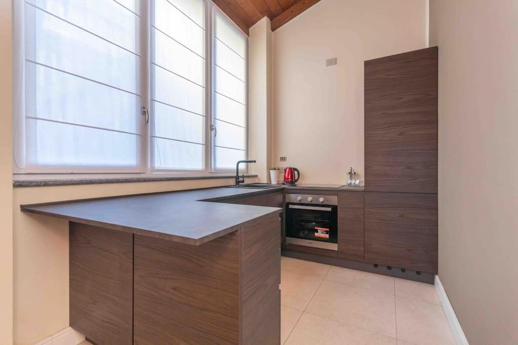 Gallery Loft 1 City Center Apartamento Turín